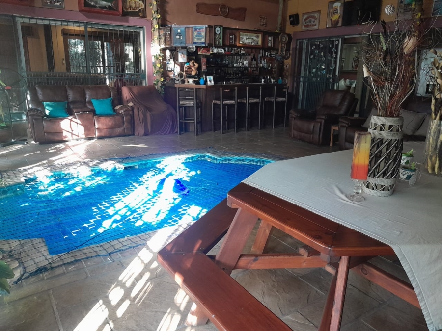 4 Bedroom Property for Sale in Bodorp North West